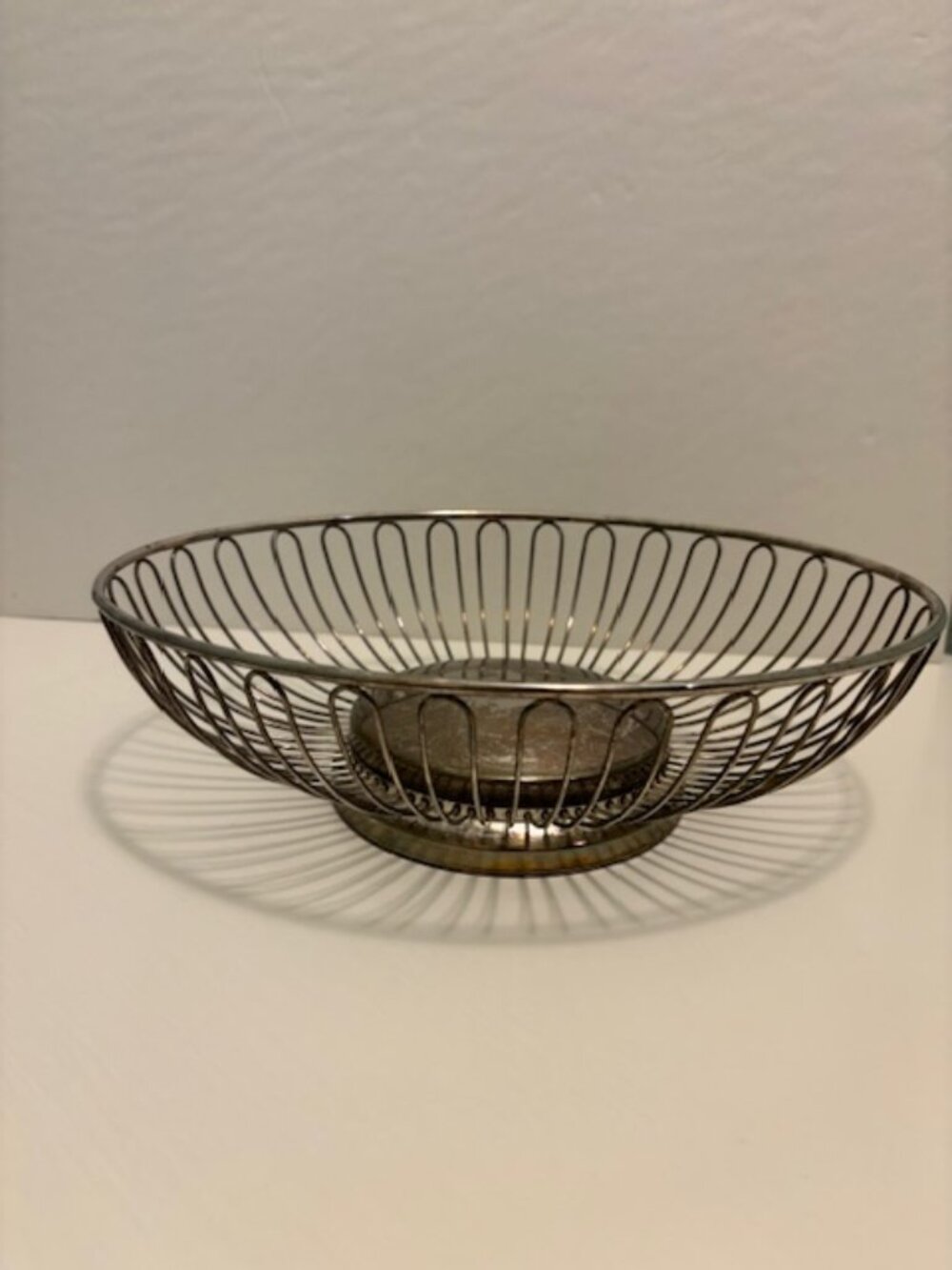 Vintage mid-century modern (MCM) wire bread basket/fruit bowl - SALE!